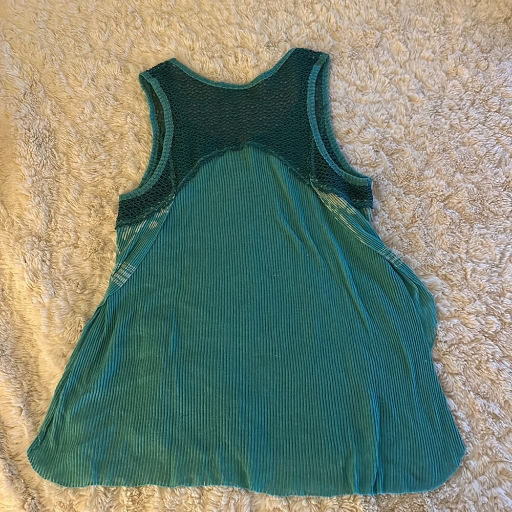 Free People Small Top - Picture 2 of 4